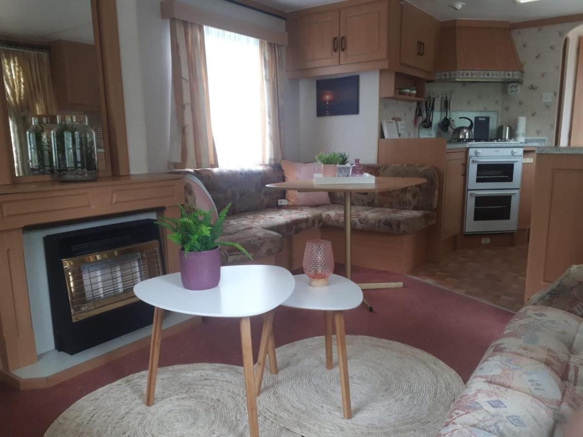 Caravan In Bosrijk Gebied Hotel Zuidlaren Luaran gambar